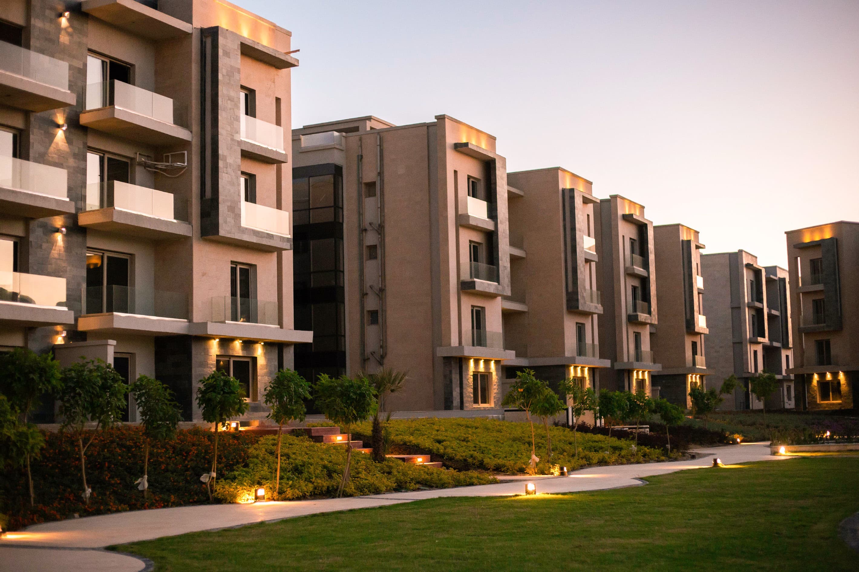 A 3 Bedroom Apartment in Galleria Residence by Arabia Holding