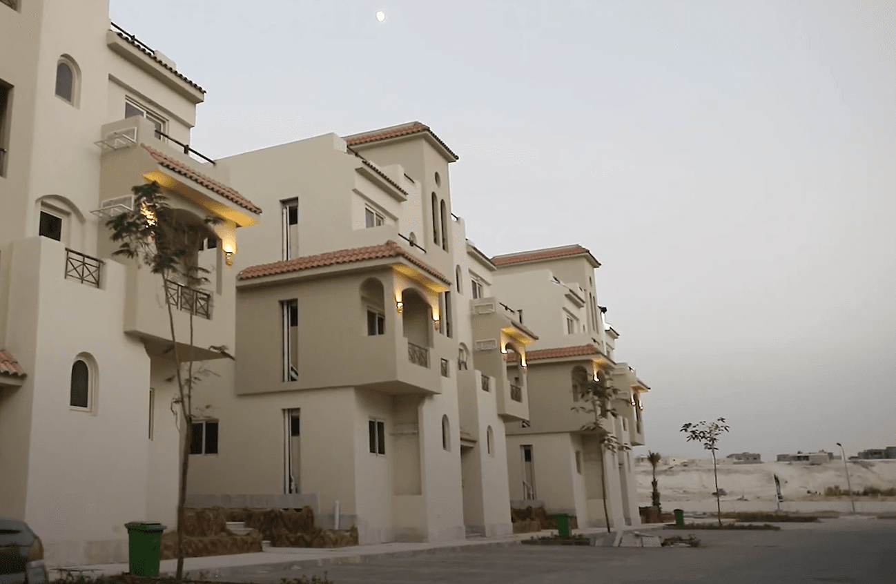 A 5 Bedroom Twinhouse in Lasirena North Coast by Lasirena Group