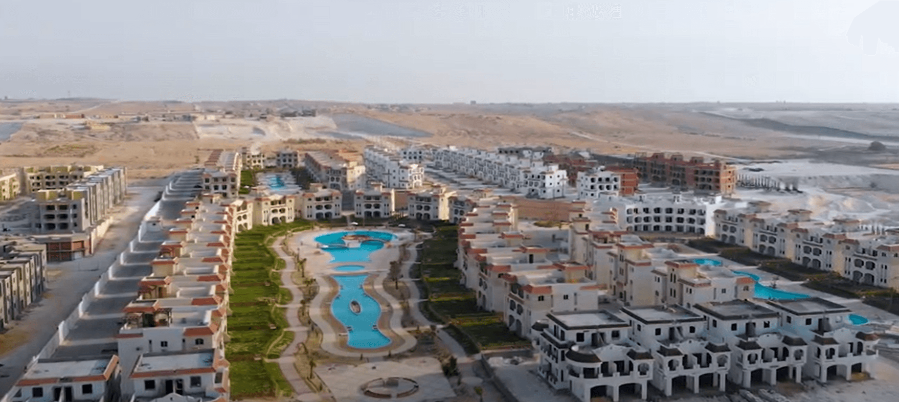 A 5 Bedroom Twinhouse in Lasirena North Coast by Lasirena Group