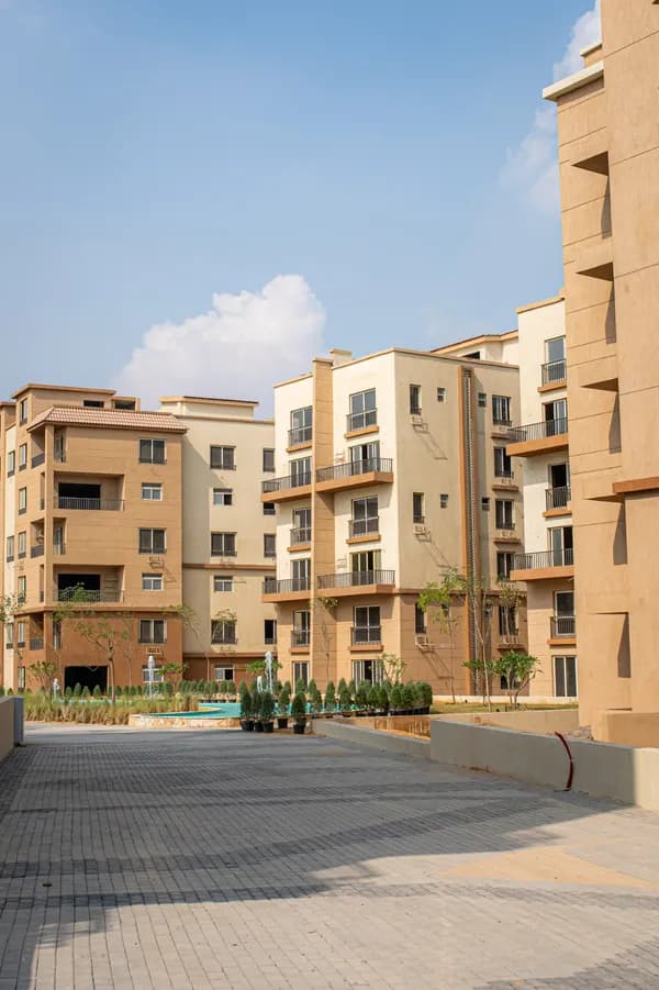 A 3 Bedroom Apartment in Neo Lakes by Wadi Degla Developments