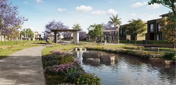 A 3 Bedroom Twinhouse in Lake side by Hyde Park