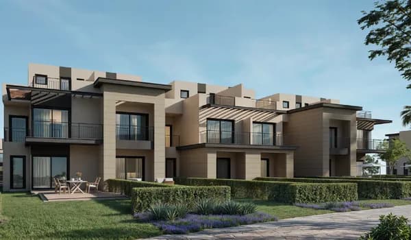 A 4 Bedroom Twinhouse in Hyde Park Signature by Hyde Park