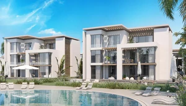 A 4 Bedroom Villa in Reef Town by Somabay