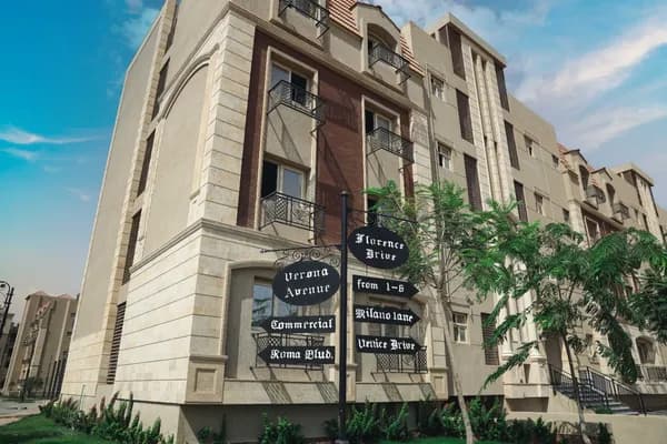 A 4 Bedroom Penthouse in Rock Vera by Rock developments