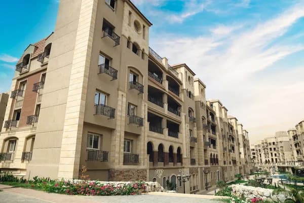 A 3 Bedroom Apartment in Rock Vera by Rock developments