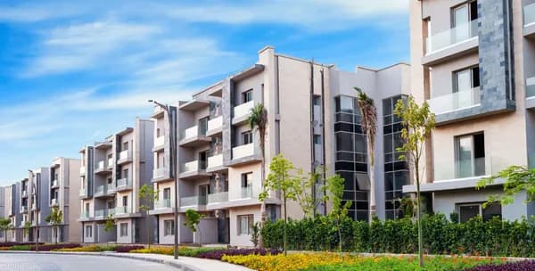 A 3 Bedroom Apartment in Galleria Residence by Arabia Holding