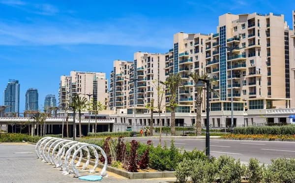 A 1 Bedroom Apartment in Downtown Extension by City Edge Developments