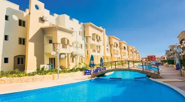A 2 Bedroom Chalet in Mini Egypt by Lasirena Group