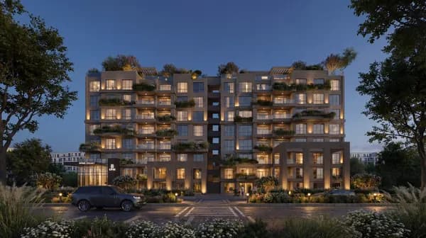 A 1 Bedroom Apartment in Grounds by One Of One Developments