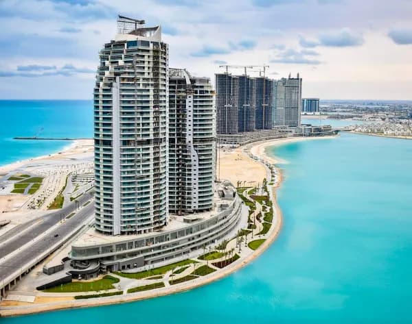 A 3 Bedroom Apartment in Beach Front Towers by City Edge Developments
